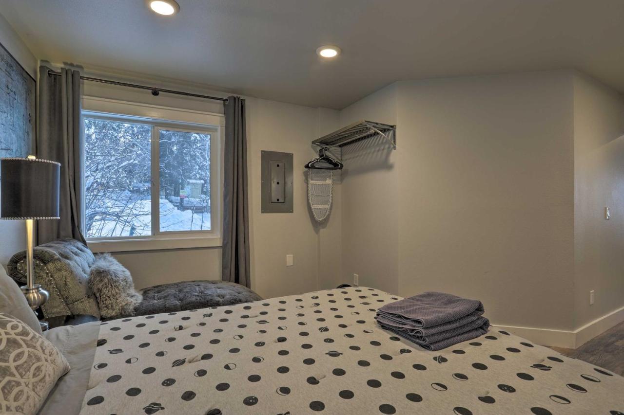 Modern Anchorage Getaway, Steps From Coastal Trail Apartment Exterior photo